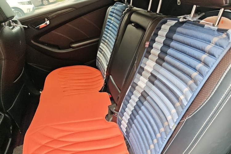 Used Dongfeng Fengon 580 2017 1.5T CVT Luxury Model Left Rear Seat