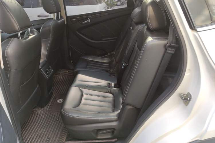 Used Dongfeng Fengon 580 2017 1.5T CVT Smart Style Model Left Rear Seat