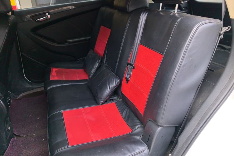 Used Dongfeng Fengon 580 2017 1.5T CVT Luxury Model Left Rear Seat