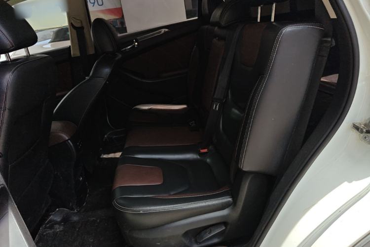 Used Dongfeng Fengon 580 2017 1.5T Manual Luxury Model Left Rear Seat