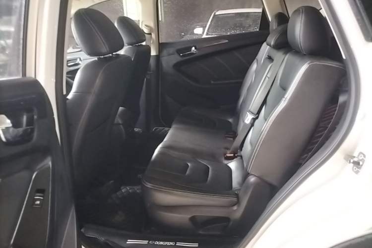 Used Dongfeng Fengon 580 2017 1.8L Manual Comfort Model Left Rear Seat