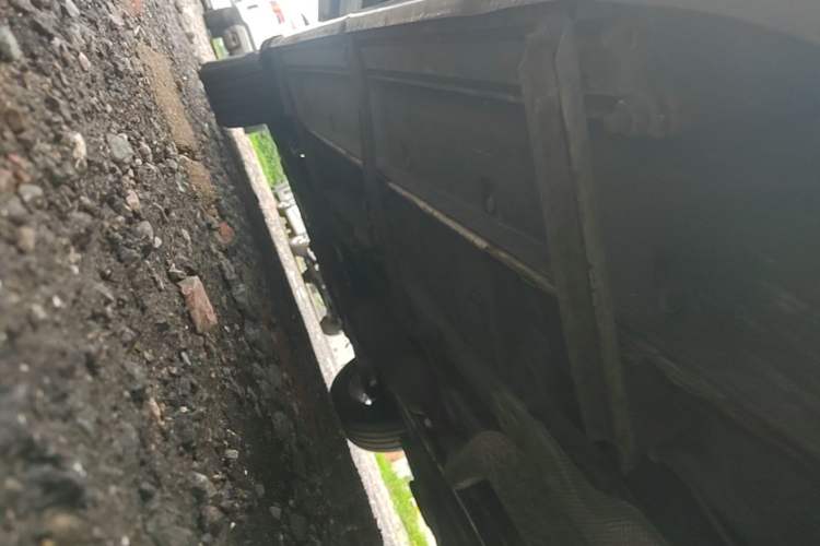 Used Dongfeng Fengon 580 2017 1.5T CVT Luxury Model Left Side Sill