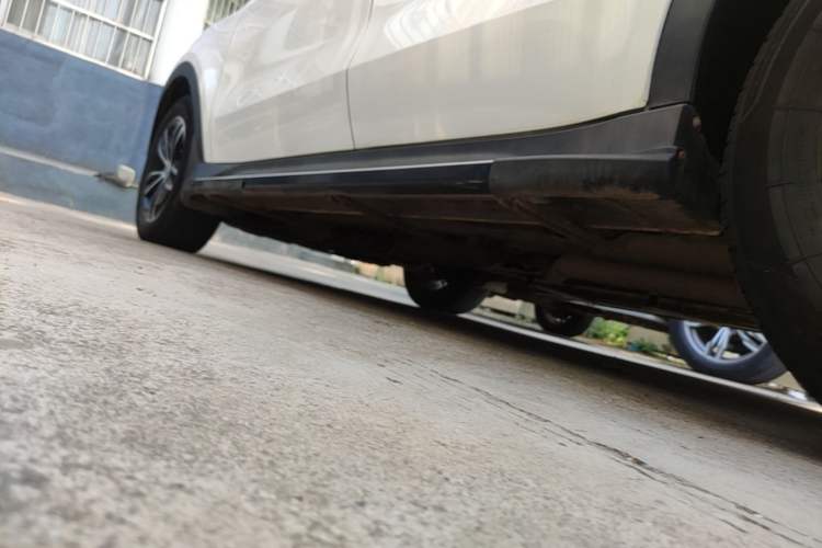 Used Dongfeng Fengon 580 2017 1.5T CVT Smart Style Model Left Side Sill