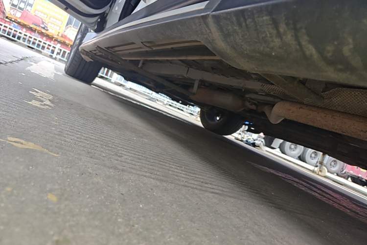 Used Dongfeng Fengon 580 2017 1.5T CVT Smart Connectivity Model Left Side Sill