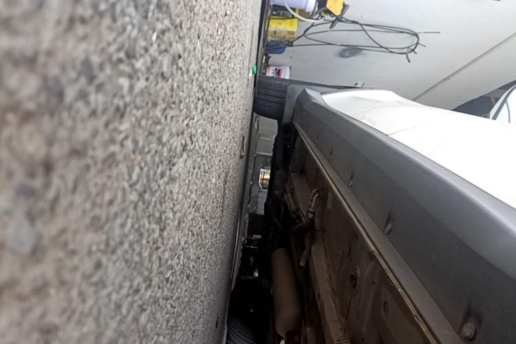 Used Dongfeng Fengon 580 2017 1.5T CVT Luxury Model Left Side Sill