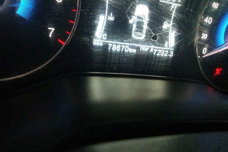 Used Dongfeng Fengon 580 2017 1.5T CVT Smart Style Model Odometer Close Up