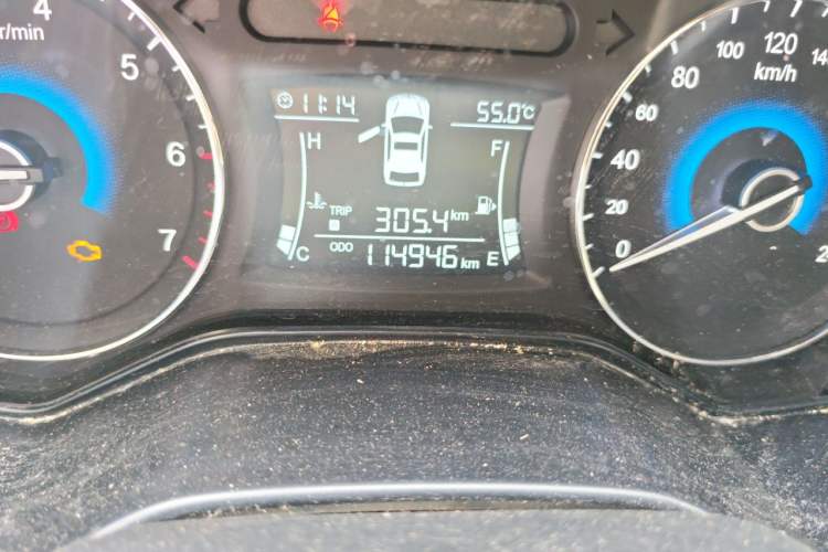 Used Dongfeng Fengon 580 2017 1.8L Manual Comfort Model Odometer Close Up