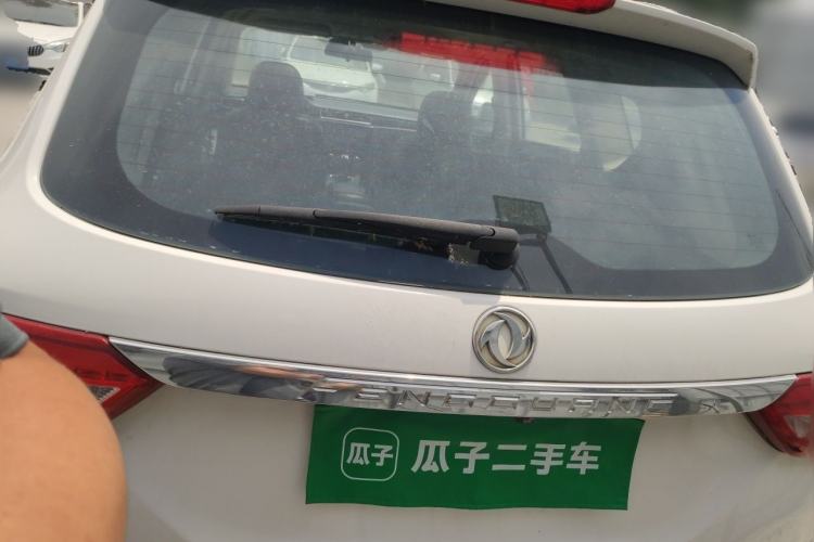 Used Dongfeng Fengon 580 2017 1.5T Manual Luxury Model Rear