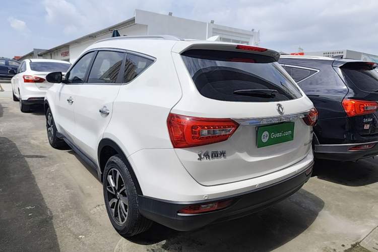 Used Dongfeng Fengon 580 2017 1.5T Manual Luxury Model Rear Left 45 Deg