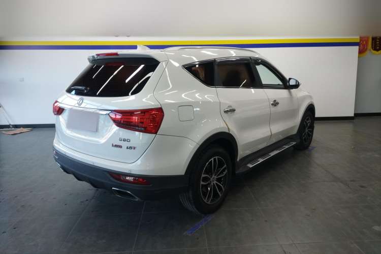 Used Dongfeng Fengon 580 2017 1.5T CVT Smart Style Model Rear Right 45 Deg