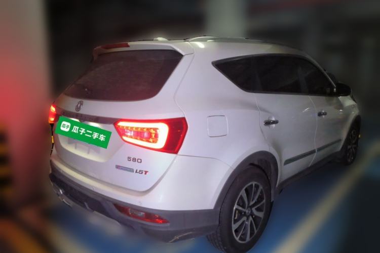 Used Dongfeng Fengon 580 2017 1.5T Manual Luxury Model Rear Right 45 Deg