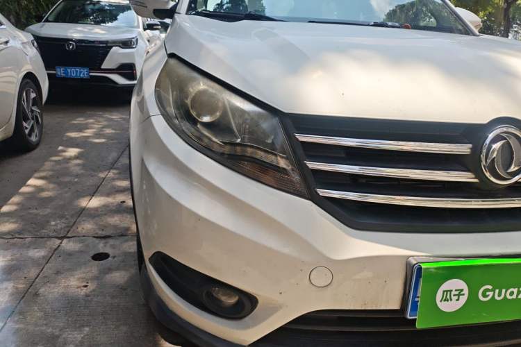 Used Dongfeng Fengon 580 2017 1.5T CVT Luxury Model Right Front Headlight