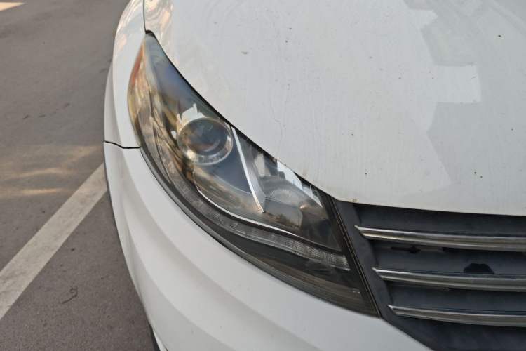 Used Dongfeng Fengon 580 2017 1.8L Manual Comfort Model Right Front Headlight