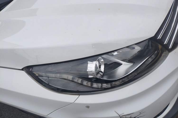 Used Dongfeng Fengon 580 2017 Revised Version 1.5T CVT Luxury Edition Right Front Headlight