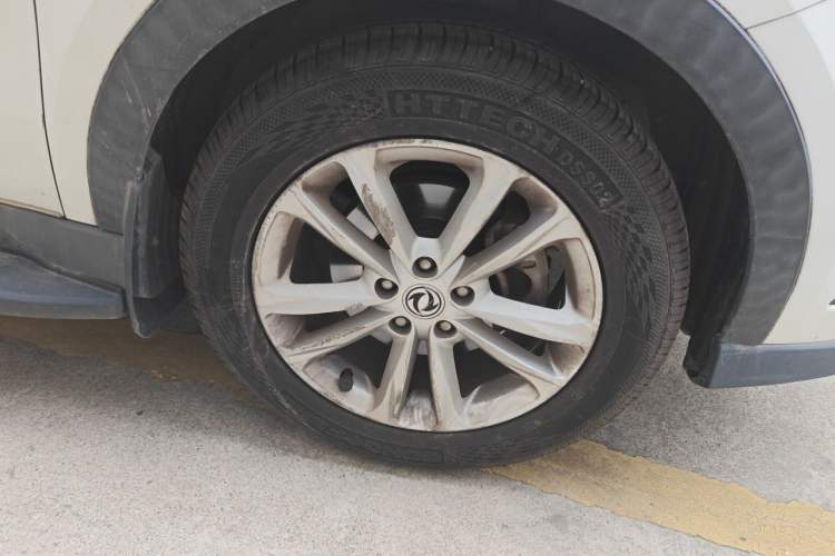 Used Dongfeng Fengon 580 2017 1.8L Manual Comfort Model Right Front Wheel Hub