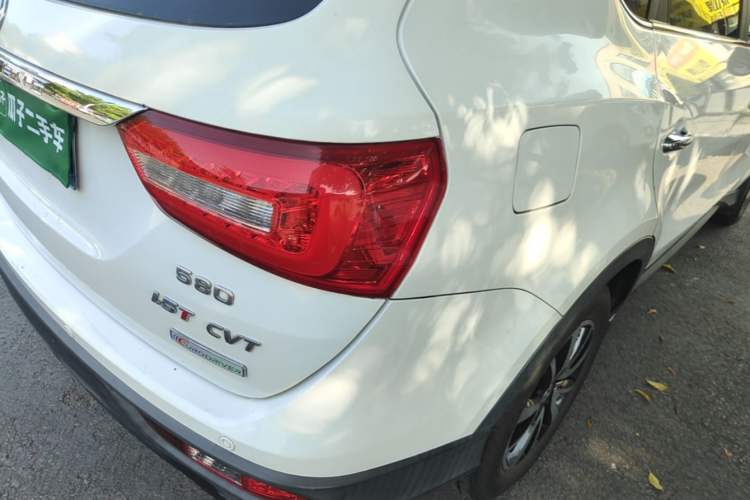 Used Dongfeng Fengon 580 2017 1.5T CVT Luxury Model Right Rear Taillight