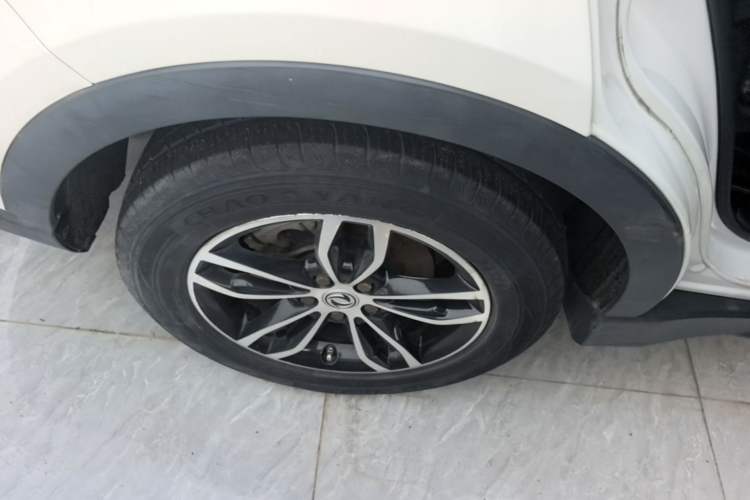Used Dongfeng Fengon 580 2017 1.5T CVT Smart Style Model Right Rear Wheel Hub