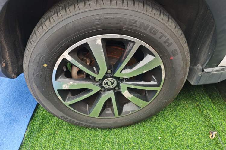 Used Dongfeng Fengon 580 2017 1.5T CVT Luxury Model Right Rear Wheel Hub
