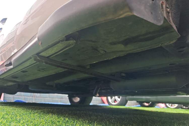 Used Dongfeng Fengon 580 2017 1.5T CVT Luxury Model Right Side Sill