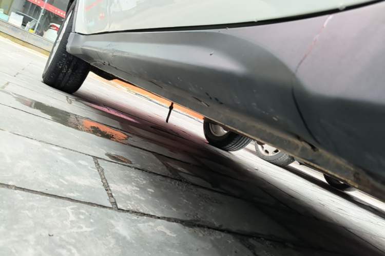 Used Dongfeng Fengon 580 2017 1.5T CVT Comfort Model Right Side Sill