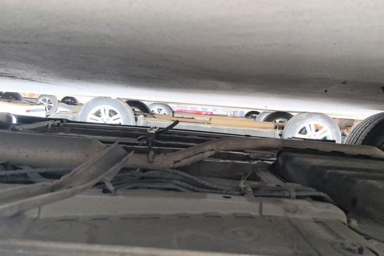 Used Dongfeng Fengon 580 2017 1.5T CVT Luxury Model Right Side Sill