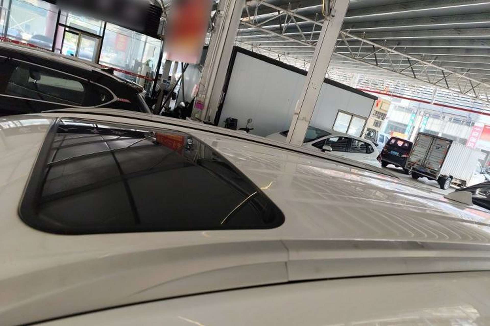 Used Dongfeng Fengon 580 2017 1.5T Manual Luxury Model Roof
