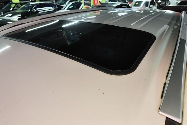 Used Dongfeng Fengon 580 2017 1.5T Manual Luxury Model Roof