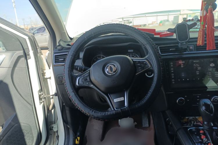 Used Dongfeng Fengon 580 2017 1.5T CVT Luxury Model Steering Wheel