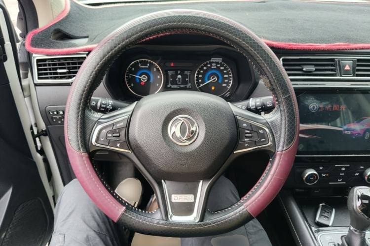 Used Dongfeng Fengon 580 2017 1.5T CVT Luxury Model Steering Wheel
