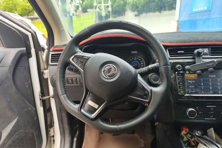 Used Dongfeng Fengon 580 2017 1.8L Manual Comfort Model Steering Wheel