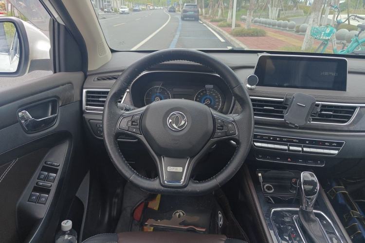 Used Dongfeng Fengon 580 2017 1.5T CVT Smart Connectivity Model Steering Wheel