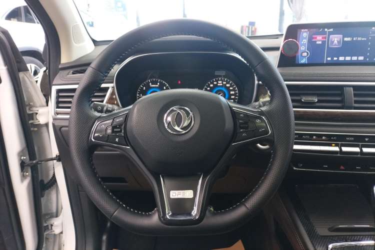 Used Dongfeng Fengon 580 2017 1.5T CVT Smart Style Model Steering Wheel