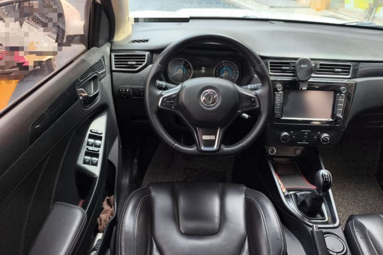 Used Dongfeng Fengon 580 2017 1.8L Manual Comfort Model Steering Wheel