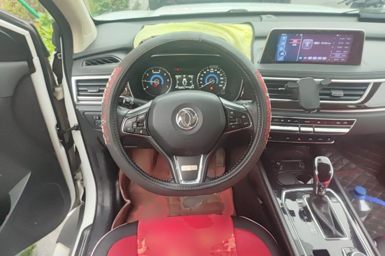 Used Dongfeng Fengon 580 2017 1.5T CVT Smart Style Model Steering Wheel