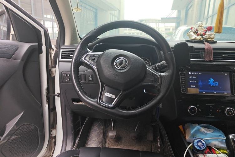Used Dongfeng Fengon 580 2017 1.8L Manual Comfort Model Steering Wheel