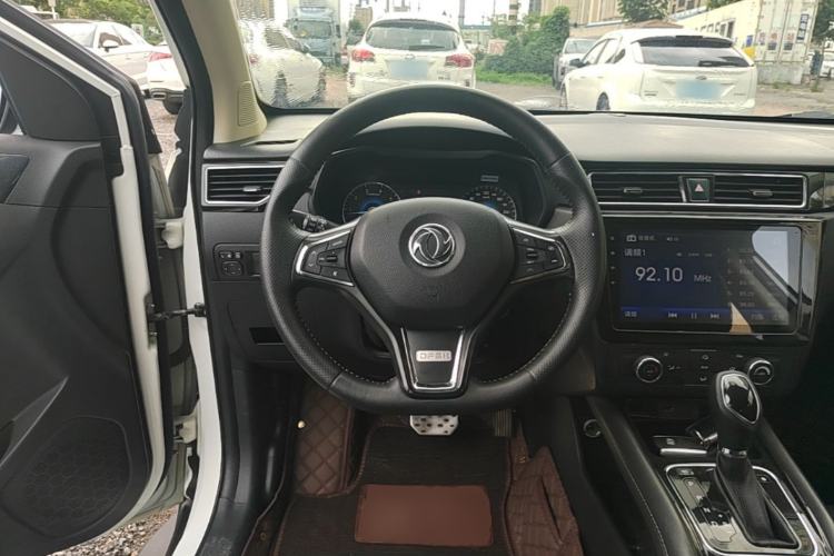 Used Dongfeng Fengon 580 2017 1.5T CVT Luxury Model Steering Wheel