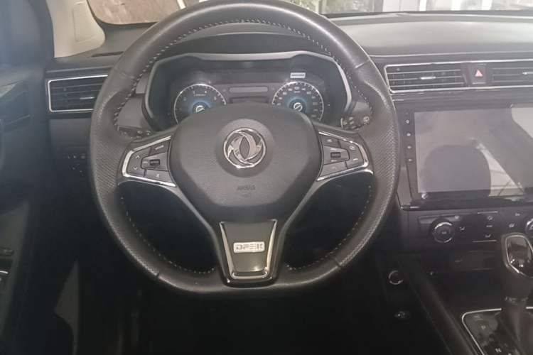Used Dongfeng Fengon 580 2017 1.5T CVT Luxury Model Steering Wheel