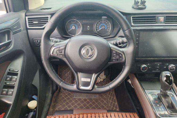 Used Dongfeng Fengon 580 2017 1.5T CVT Comfort Model Steering Wheel