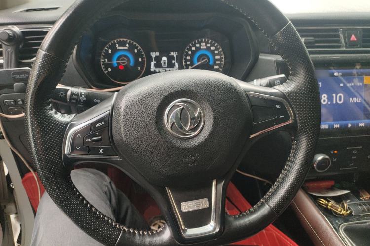Used Dongfeng Fengon 580 2017 1.5T Manual Luxury Model Steering Wheel