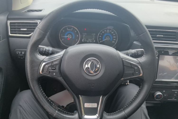 Used Dongfeng Fengon 580 2017 1.8L Manual Comfort Model Steering Wheel