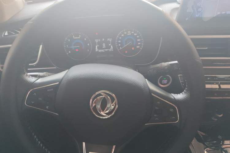 Used Dongfeng Fengon 580 2017 1.5T CVT Smart Style Model Steering Wheel