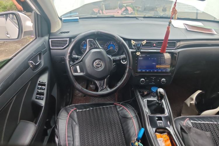 Used Dongfeng Fengon 580 2017 1.5T Manual Luxury Model Steering Wheel