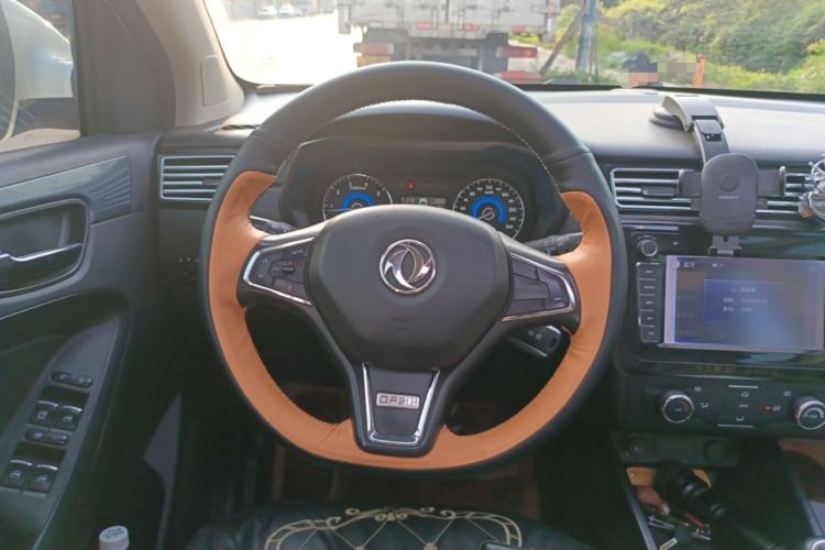 Used Dongfeng Fengon 580 2017 1.8L Manual Comfort Model Steering Wheel