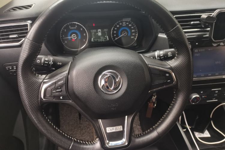Used Dongfeng Fengon 580 2017 1.8L Manual Comfort Model Steering Wheel