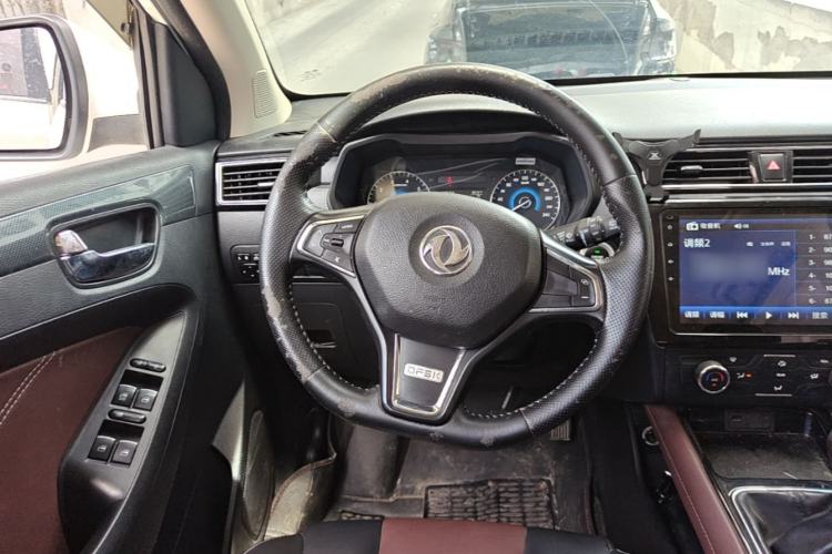 Used Dongfeng Fengon 580 2017 1.5T Manual Luxury Model Steering Wheel