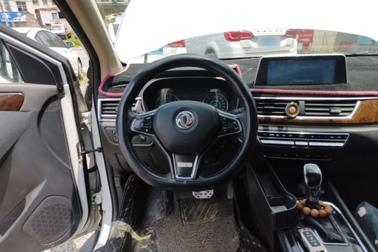 Used Dongfeng Fengon 580 2017 1.5T CVT Smart Style Model Steering Wheel