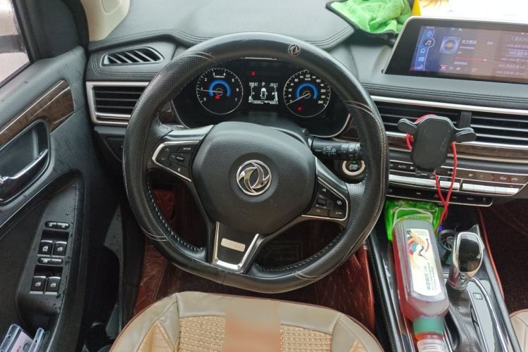 Used Dongfeng Fengon 580 2017 1.5T CVT Smart Style Model Steering Wheel
