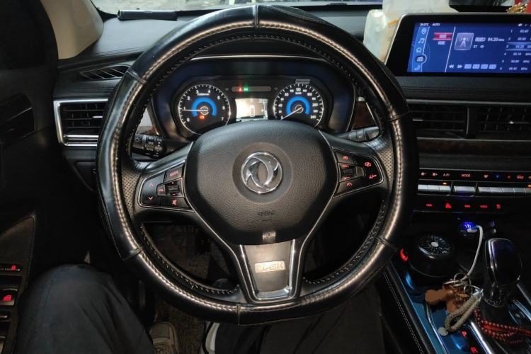 Used Dongfeng Fengon 580 2017 1.5T CVT Smart Style Model Steering Wheel