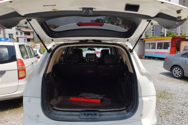 Used Dongfeng Fengon 580 2017 1.5T CVT Smart Style Model Trunk