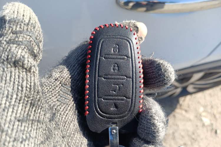 Used Dongfeng Fengon 580 2017 1.5T CVT Luxury Model Vehicle Key